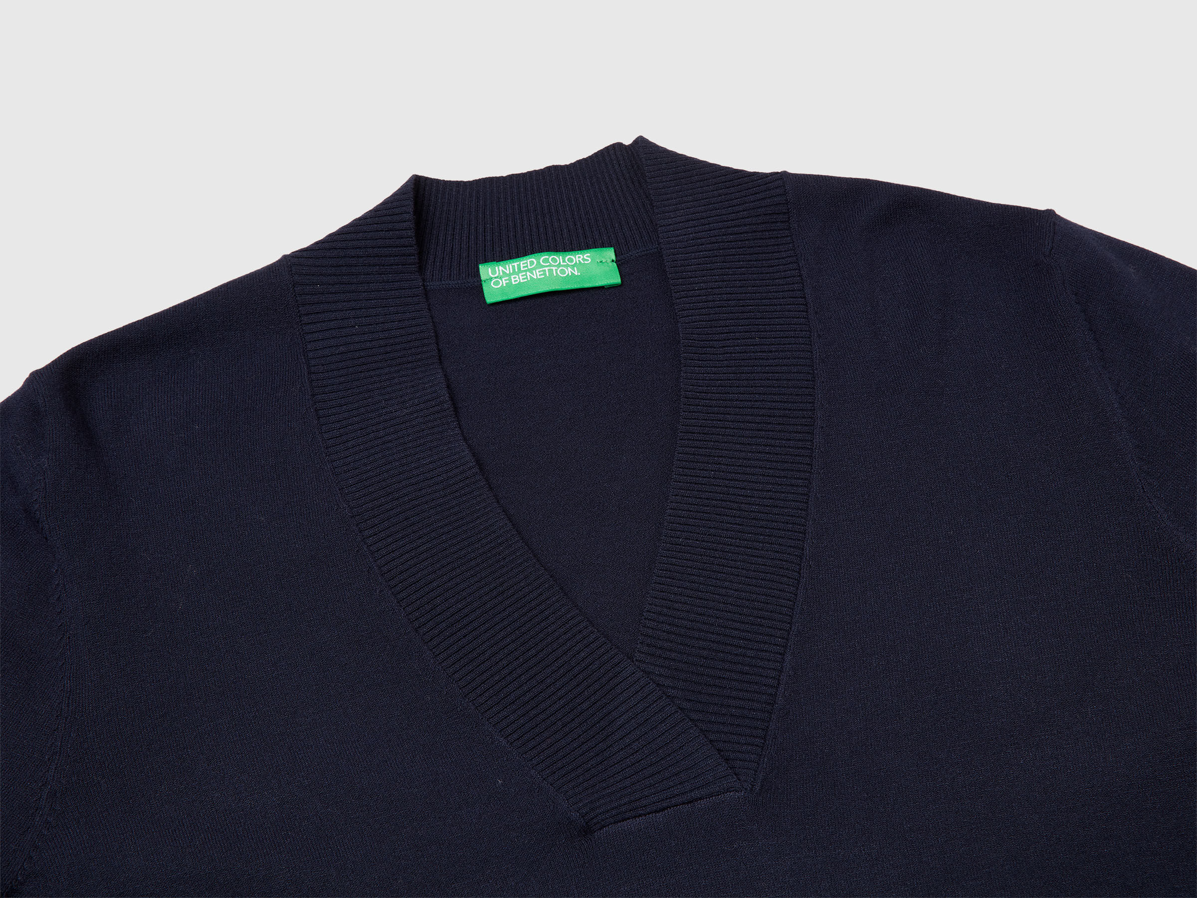 V NECK SWEATER L/S Women image number 7